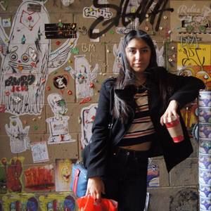 Meet your Posher, Monique